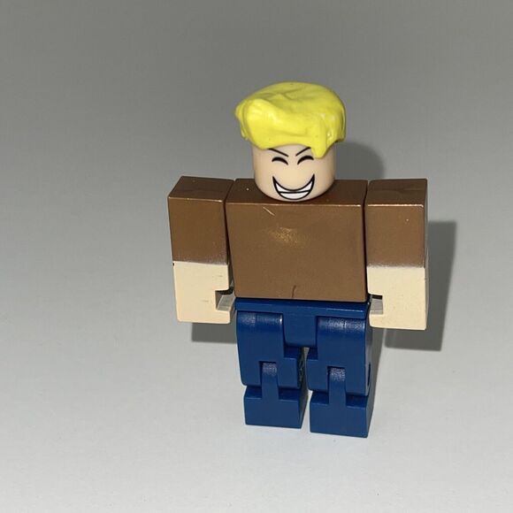 Roblox Action Figures Lot Of 6 Sushi Chef Celebrity Dynamo No Codes - Picture 8 of 13